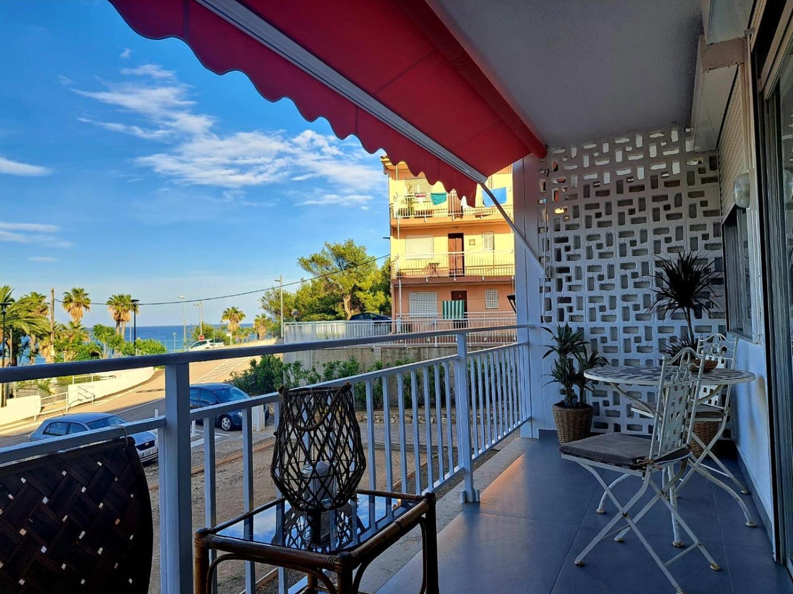 Apartment In Front Of Arrabassada Beach Tarragona Dış mekan fotoğraf